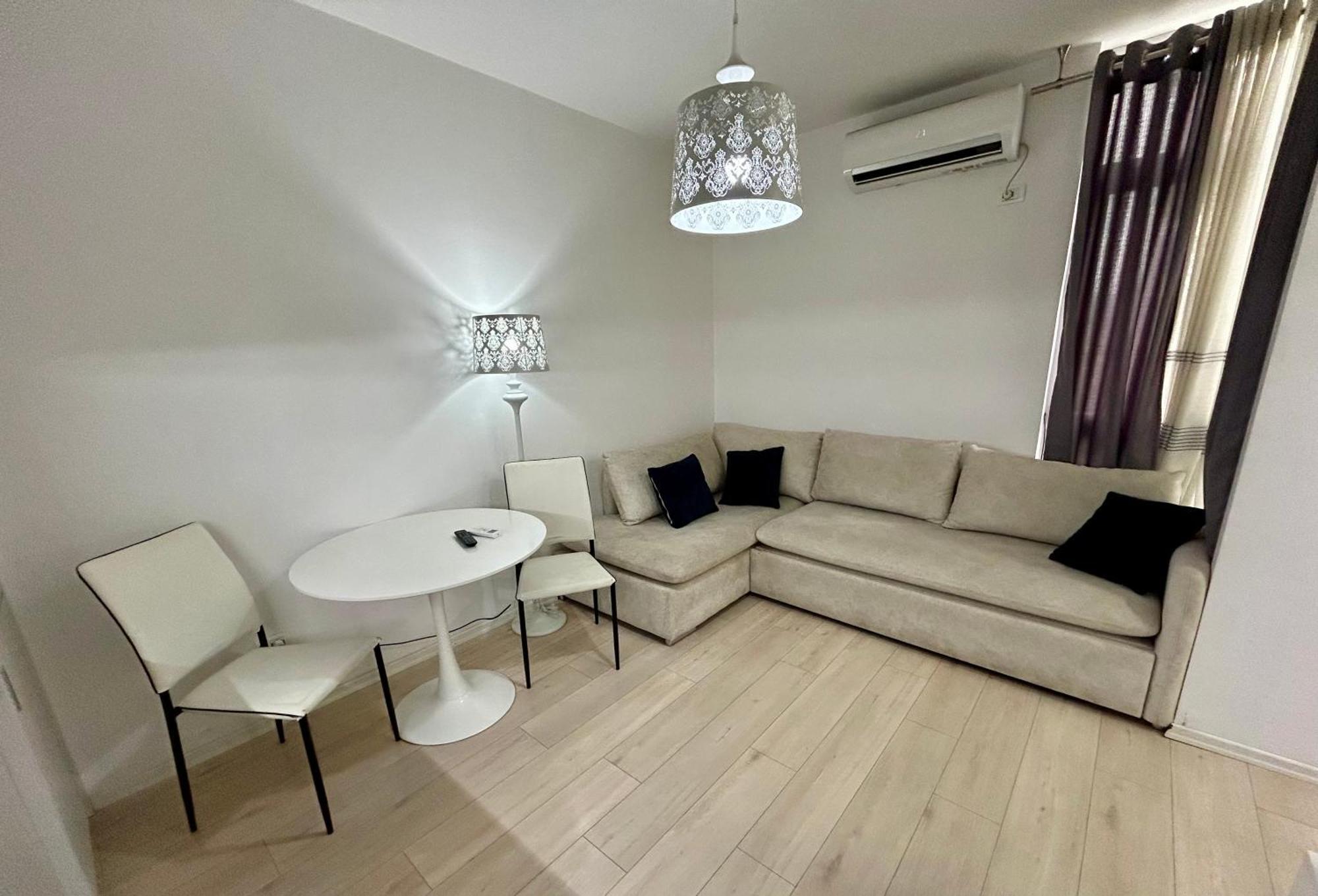 Apartamento A&x Lovely And - 24h Self Check-in *