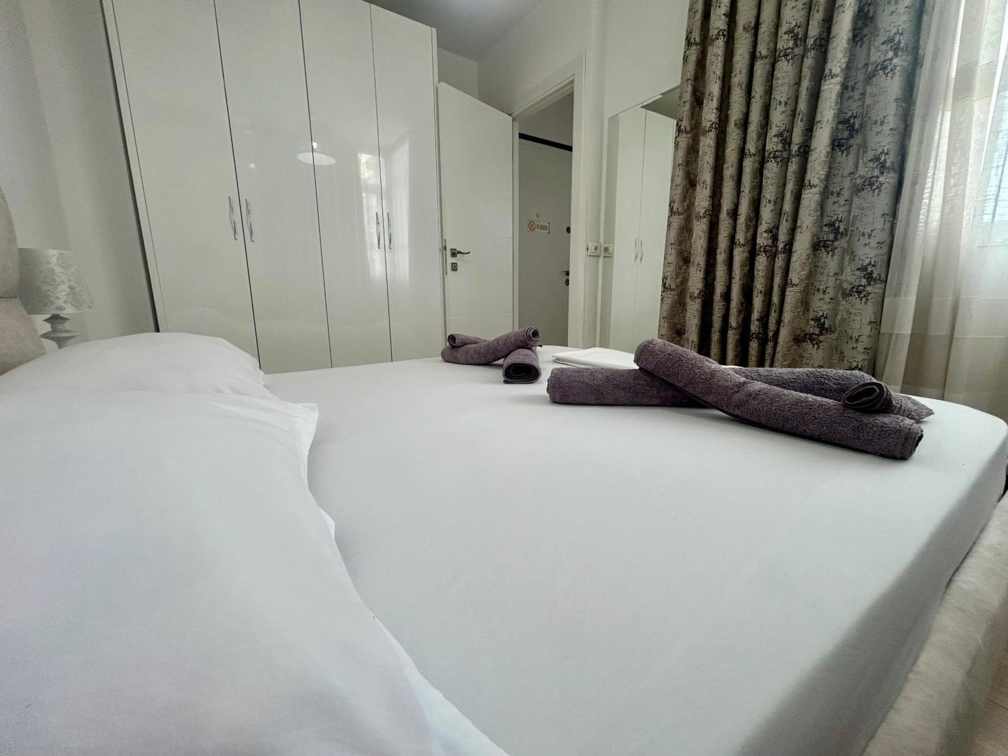 Apartamento A&x Lovely And - 24h Self Check-in